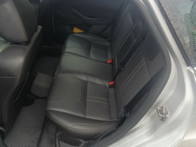 Серый Форд Фокус, объемом двигателя 2 л и пробегом 89 тыс. км за 7600 $, фото 7 на Automoto.ua