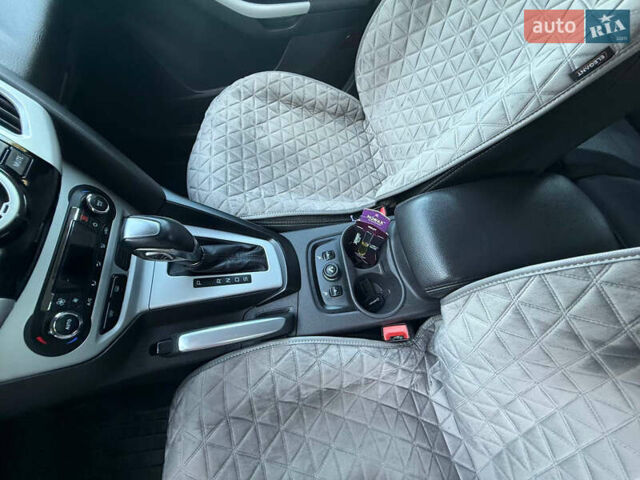 Серый Форд Фокус, объемом двигателя 1.6 л и пробегом 88 тыс. км за 8700 $, фото 24 на Automoto.ua