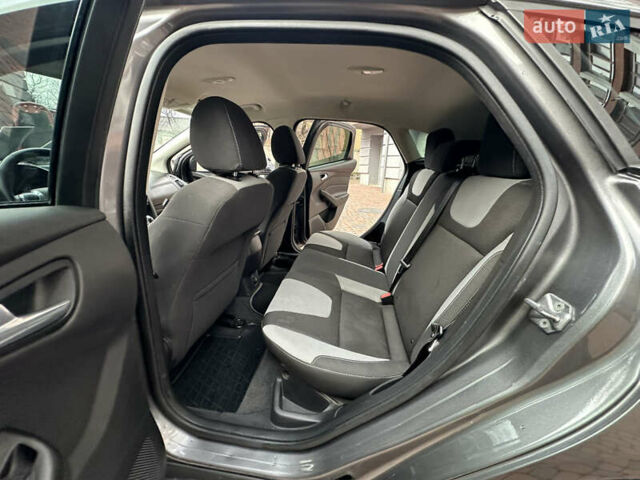 Серый Форд Фокус, объемом двигателя 2 л и пробегом 178 тыс. км за 6450 $, фото 39 на Automoto.ua