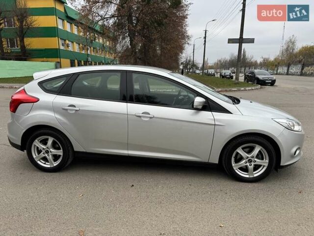 Серый Форд Фокус, объемом двигателя 1.6 л и пробегом 130 тыс. км за 8900 $, фото 6 на Automoto.ua