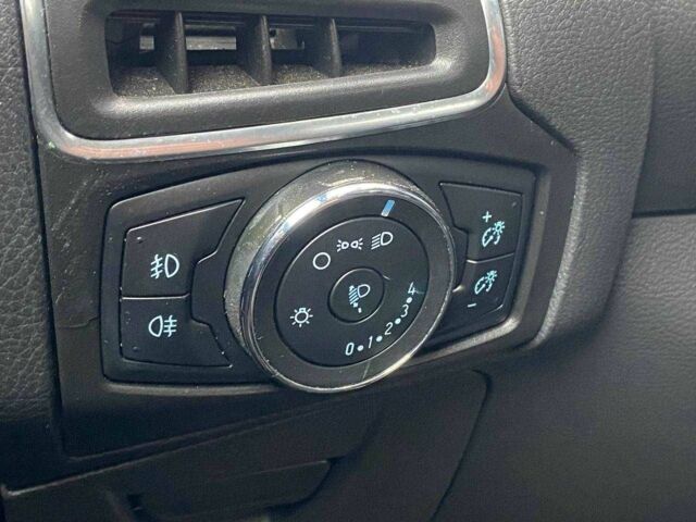 Сірий Форд Фокус, об'ємом двигуна 1.6 л та пробігом 199 тис. км за 6490 $, фото 21 на Automoto.ua