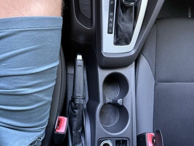 Сірий Форд Фокус, об'ємом двигуна 2 л та пробігом 238 тис. км за 6483 $, фото 16 на Automoto.ua
