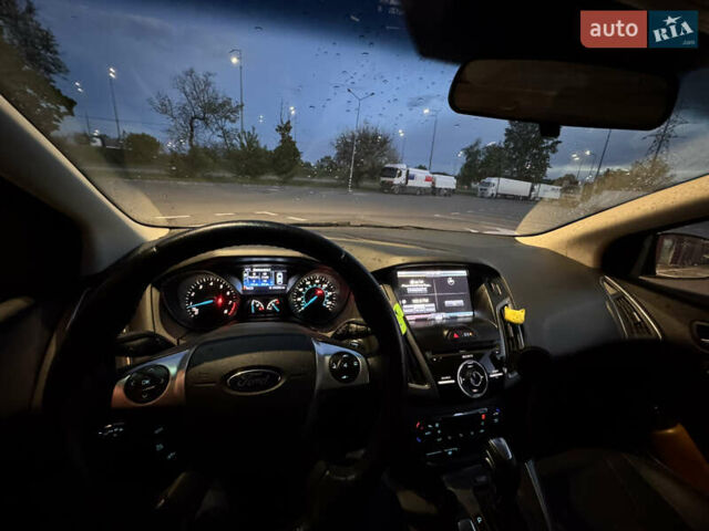 Сірий Форд Фокус, об'ємом двигуна 2 л та пробігом 240 тис. км за 8100 $, фото 9 на Automoto.ua