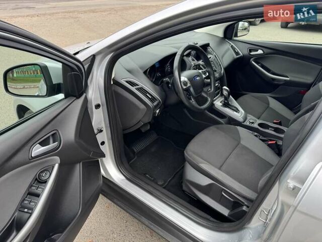 Серый Форд Фокус, объемом двигателя 1.6 л и пробегом 130 тыс. км за 8900 $, фото 19 на Automoto.ua