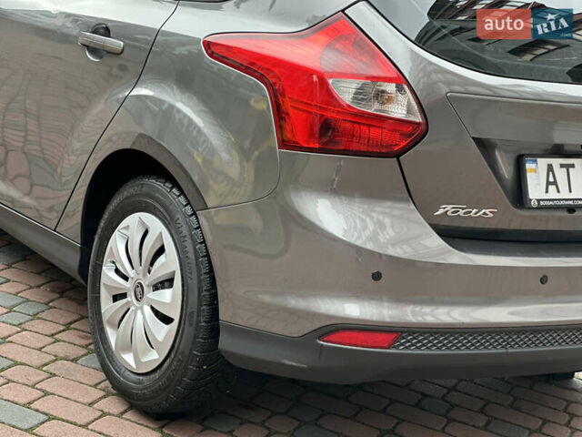 Серый Форд Фокус, объемом двигателя 2 л и пробегом 178 тыс. км за 6450 $, фото 144 на Automoto.ua