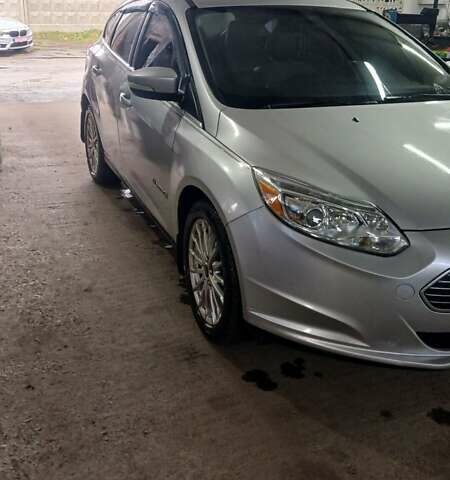 Сірий Форд Фокус, об'ємом двигуна 0 л та пробігом 145 тис. км за 6200 $, фото 12 на Automoto.ua