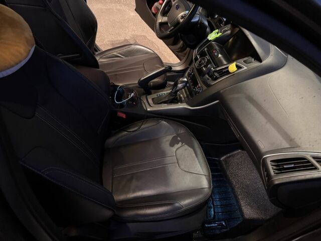 Сірий Форд Фокус, об'ємом двигуна 2 л та пробігом 234 тис. км за 10000 $, фото 5 на Automoto.ua