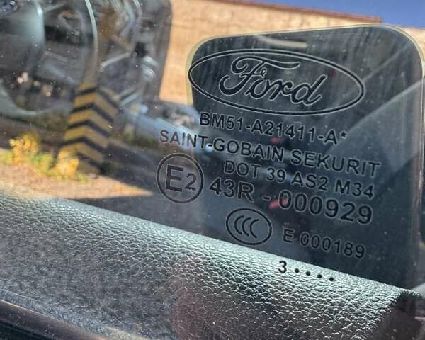 Сірий Форд Фокус, об'ємом двигуна 1.6 л та пробігом 130 тис. км за 9350 $, фото 17 на Automoto.ua