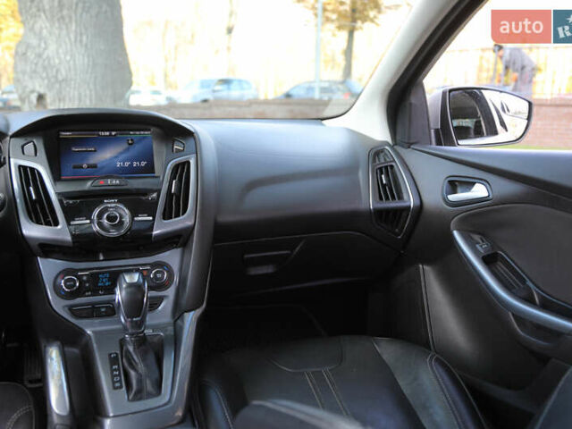 Серый Форд Фокус, объемом двигателя 2 л и пробегом 122 тыс. км за 5999 $, фото 12 на Automoto.ua