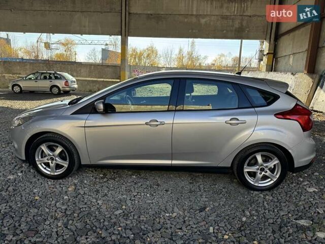 Сірий Форд Фокус, об'ємом двигуна 1.6 л та пробігом 130 тис. км за 9350 $, фото 13 на Automoto.ua