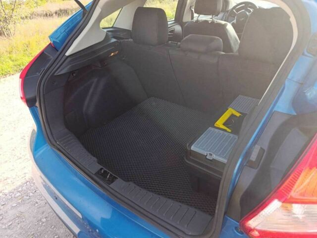 Сірий Форд Фокус, об'ємом двигуна 1.6 л та пробігом 165 тис. км за 6500 $, фото 13 на Automoto.ua