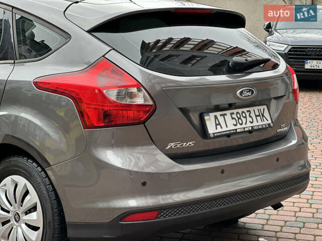 Серый Форд Фокус, объемом двигателя 2 л и пробегом 178 тыс. км за 6450 $, фото 145 на Automoto.ua