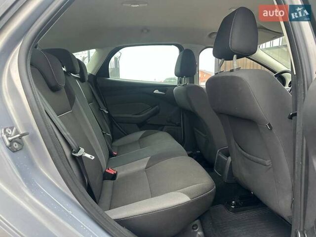 Серый Форд Фокус, объемом двигателя 1 л и пробегом 157 тыс. км за 7990 $, фото 10 на Automoto.ua