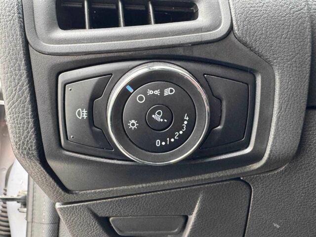 Сірий Форд Фокус, об'ємом двигуна 1 л та пробігом 156 тис. км за 7990 $, фото 14 на Automoto.ua