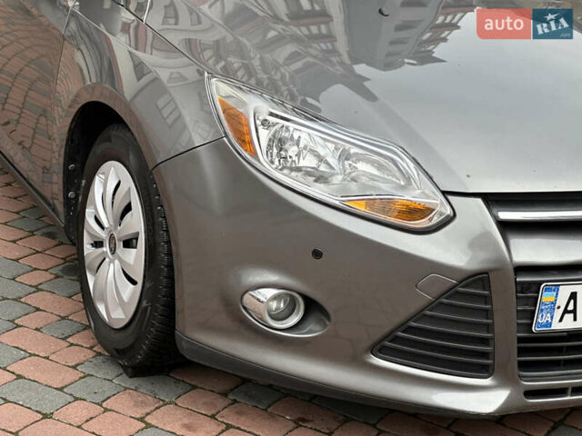 Серый Форд Фокус, объемом двигателя 2 л и пробегом 178 тыс. км за 6450 $, фото 156 на Automoto.ua
