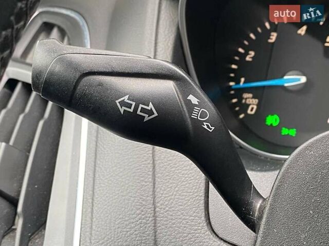 Серый Форд Фокус, объемом двигателя 1.6 л и пробегом 199 тыс. км за 6490 $, фото 20 на Automoto.ua