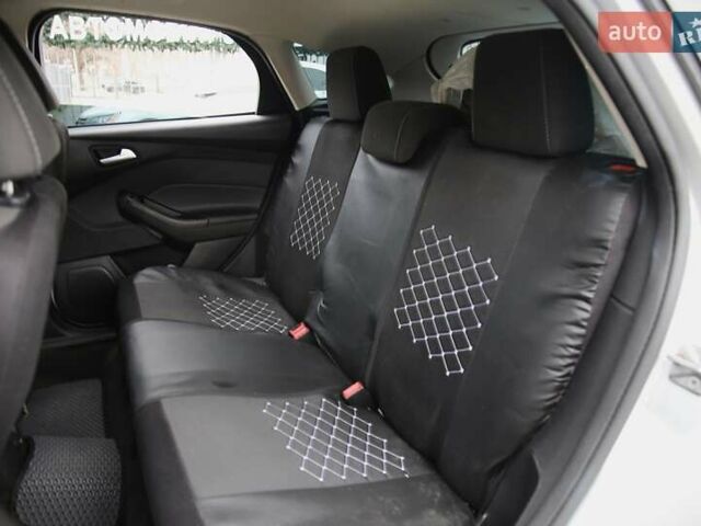 Сірий Форд Фокус, об'ємом двигуна 2 л та пробігом 163 тис. км за 7600 $, фото 7 на Automoto.ua