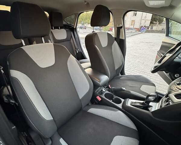 Форд Фокус 2013 у Львові на Automoto.ua Сірий Форд Фокус, об'ємом двигуна 2 л та пробігом 128 тис. км за 8000 $, фото 21 на Automoto.ua