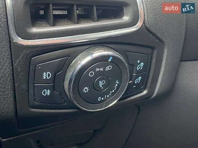 Серый Форд Фокус, объемом двигателя 1.6 л и пробегом 199 тыс. км за 6490 $, фото 25 на Automoto.ua