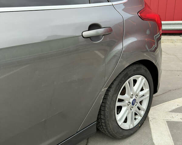 Серый Форд Фокус, объемом двигателя 2 л и пробегом 187 тыс. км за 8800 $, фото 7 на Automoto.ua