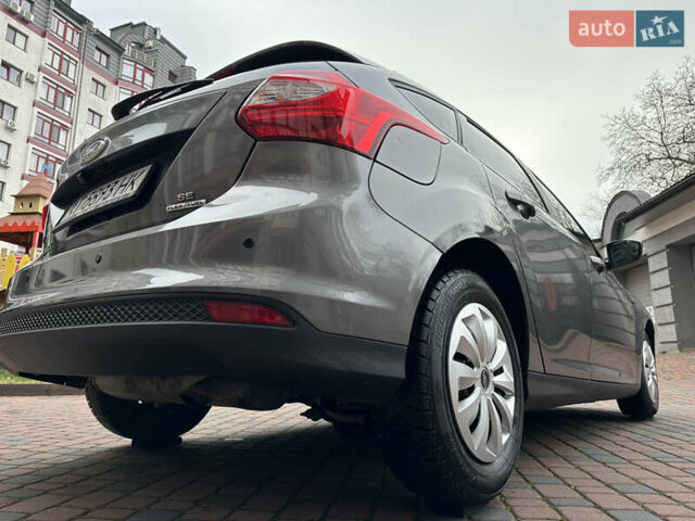 Серый Форд Фокус, объемом двигателя 2 л и пробегом 178 тыс. км за 6450 $, фото 128 на Automoto.ua