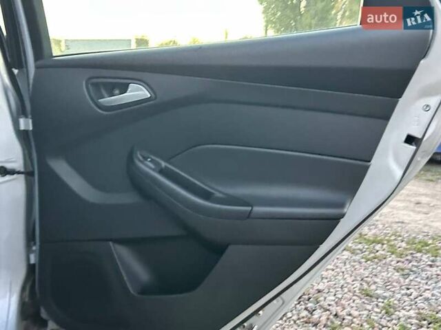Форд Фокус 2013 в Одессе на Automoto.ua Серый Форд Фокус, объемом двигателя 2 л и пробегом 159 тыс. км за 7200 $, фото 26 на Automoto.ua