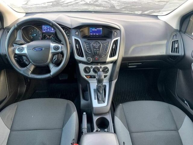 Сірий Форд Фокус, об'ємом двигуна 0 л та пробігом 143 тис. км за 6300 $, фото 2 на Automoto.ua