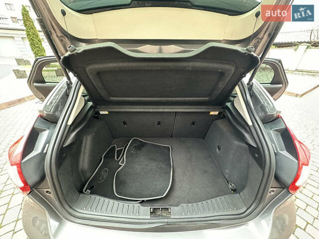 Серый Форд Фокус, объемом двигателя 2 л и пробегом 178 тыс. км за 6450 $, фото 21 на Automoto.ua