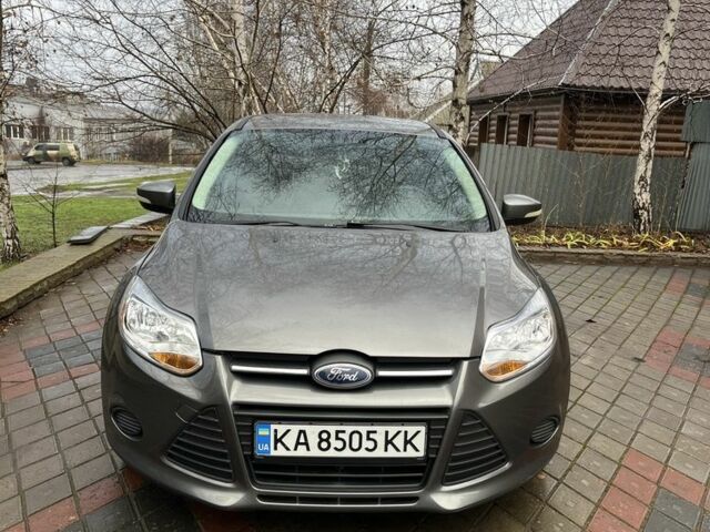 Серый Форд Фокус, объемом двигателя 2 л и пробегом 150 тыс. км за 7800 $, фото 1 на Automoto.ua