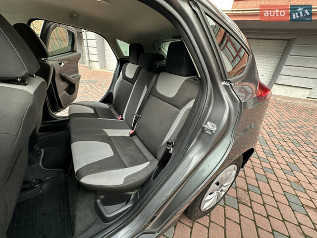 Серый Форд Фокус, объемом двигателя 2 л и пробегом 178 тыс. км за 6450 $, фото 38 на Automoto.ua