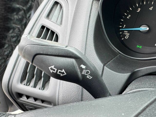 Сірий Форд Фокус, об'ємом двигуна 1 л та пробігом 156 тис. км за 7990 $, фото 18 на Automoto.ua