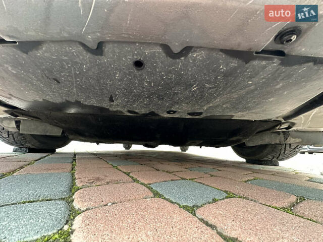 Серый Форд Фокус, объемом двигателя 2 л и пробегом 178 тыс. км за 6450 $, фото 95 на Automoto.ua