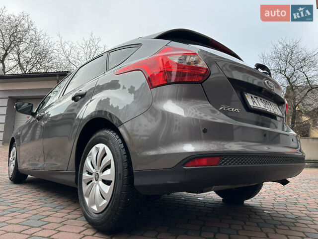 Серый Форд Фокус, объемом двигателя 2 л и пробегом 178 тыс. км за 6450 $, фото 127 на Automoto.ua