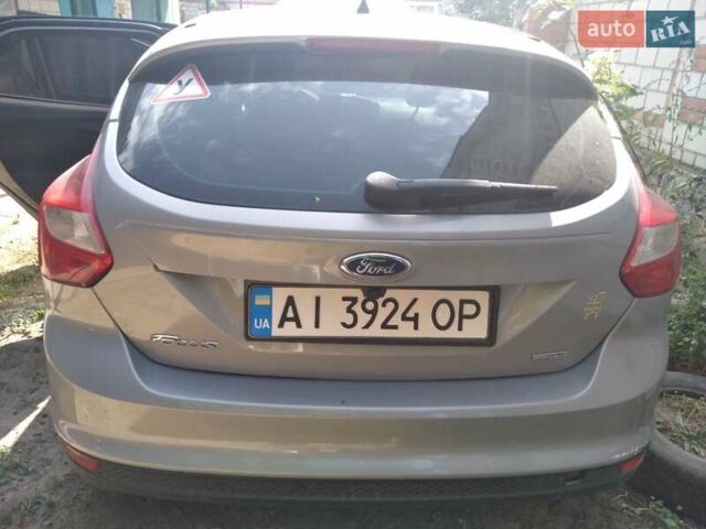 Серый Форд Фокус, объемом двигателя 1 л и пробегом 126 тыс. км за 6800 $, фото 7 на Automoto.ua