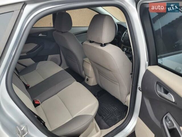 Серый Форд Фокус, объемом двигателя 2 л и пробегом 192 тыс. км за 6950 $, фото 74 на Automoto.ua