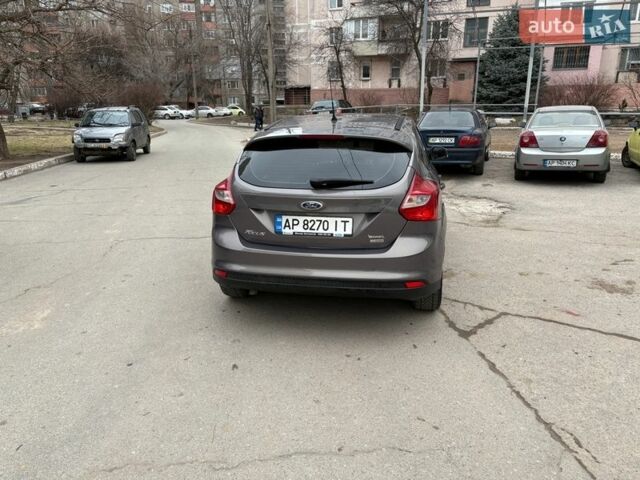 Серый Форд Фокус, объемом двигателя 1 л и пробегом 161 тыс. км за 6300 $, фото 6 на Automoto.ua