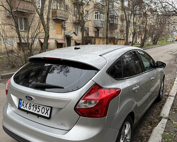 Сірий Форд Фокус, об'ємом двигуна 2 л та пробігом 163 тис. км за 7500 $, фото 4 на Automoto.ua
