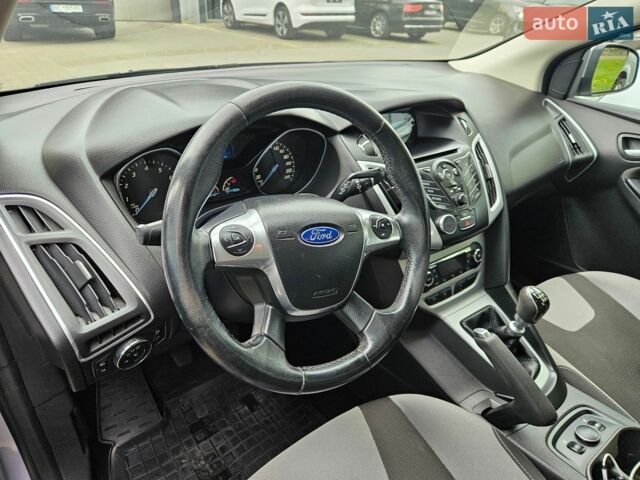 Сірий Форд Фокус, об'ємом двигуна 1 л та пробігом 138 тис. км за 6500 $, фото 8 на Automoto.ua