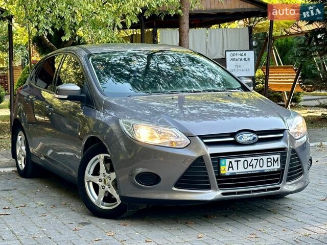 Сірий Форд Фокус, об'ємом двигуна 1 л та пробігом 220 тис. км за 5870 $, фото 3 на Automoto.ua