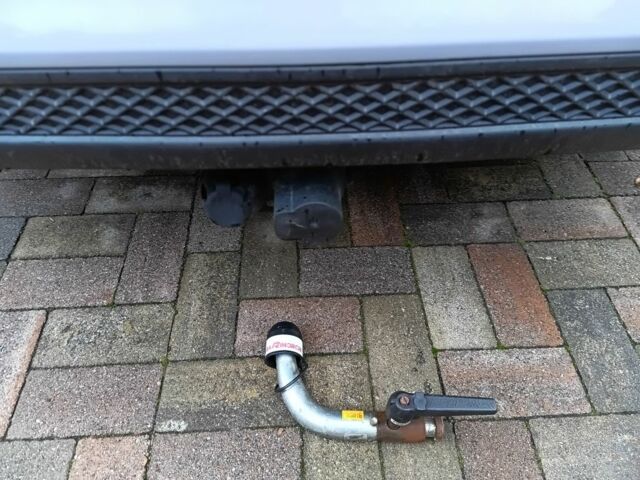 Форд Фокус 2013 у Ирпене на Automoto.ua Сірий Форд Фокус, об'ємом двигуна 1 л та пробігом 156 тис. км за 8200 $, фото 6 на Automoto.ua