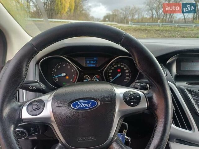 Сірий Форд Фокус, об'ємом двигуна 1 л та пробігом 136 тис. км за 7000 $, фото 20 на Automoto.ua