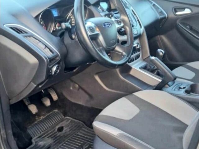 Сірий Форд Фокус, об'ємом двигуна 1 л та пробігом 175 тис. км за 6100 $, фото 10 на Automoto.ua