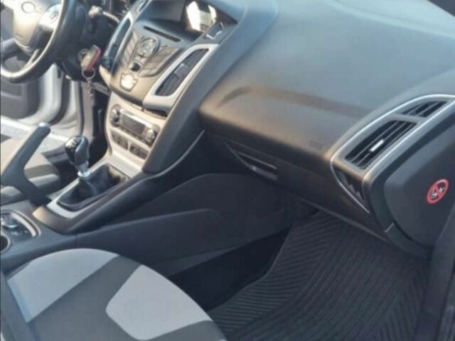 Сірий Форд Фокус, об'ємом двигуна 1 л та пробігом 175 тис. км за 6100 $, фото 11 на Automoto.ua