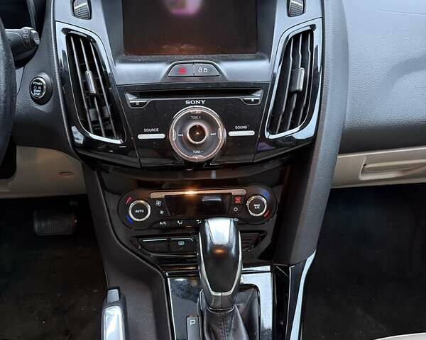 Серый Форд Фокус, объемом двигателя 0 л и пробегом 131 тыс. км за 7500 $, фото 24 на Automoto.ua