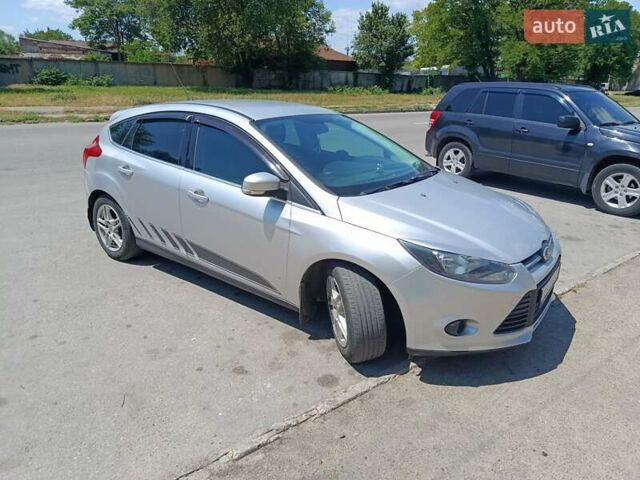 Серый Форд Фокус, объемом двигателя 1 л и пробегом 220 тыс. км за 6500 $, фото 7 на Automoto.ua