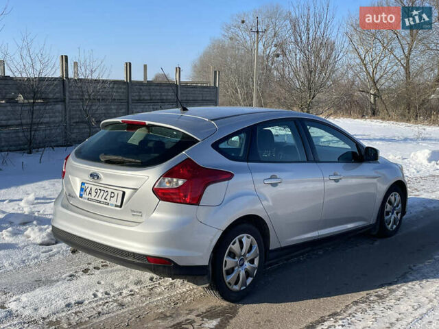 Сірий Форд Фокус, об'ємом двигуна 1 л та пробігом 190 тис. км за 5699 $, фото 3 на Automoto.ua