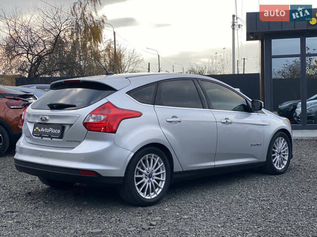 Сірий Форд Фокус, об'ємом двигуна 0 л та пробігом 106 тис. км за 6700 $, фото 59 на Automoto.ua