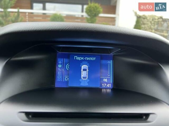 Форд Фокус 2014 в Стрые на Automoto.ua Серый Форд Фокус, объемом двигателя 1.6 л и пробегом 197 тыс. км за 9350 $, фото 136 на Automoto.ua