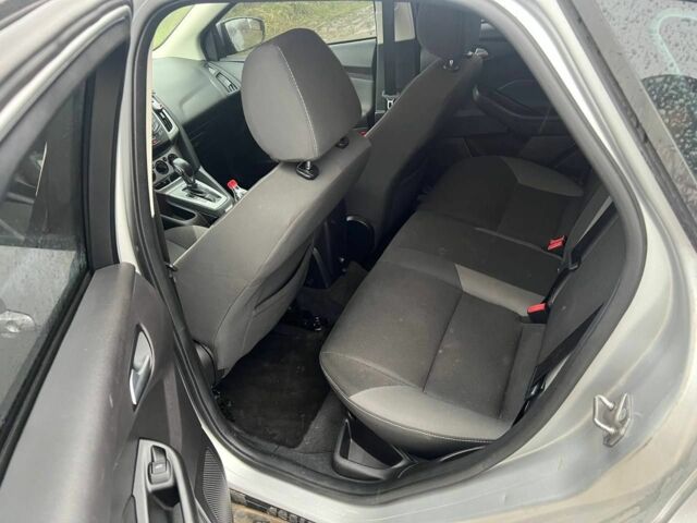 Серый Форд Фокус, объемом двигателя 0 л и пробегом 222 тыс. км за 3300 $, фото 6 на Automoto.ua