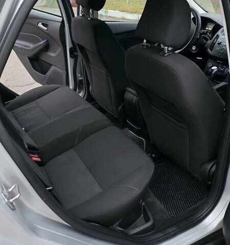 Серый Форд Фокус, объемом двигателя 2 л и пробегом 80 тыс. км за 7950 $, фото 8 на Automoto.ua